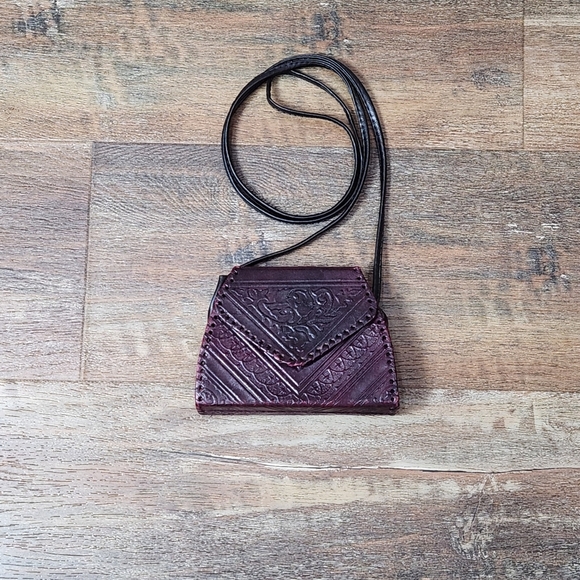 Vintage Moroccan Magic Leather Embossed Cross Body Mini Purse 1970's - Picture 6 of 14